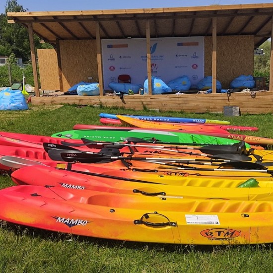 Падъл борд на язовир Искър за едно по-различно преживяване от Makaroon