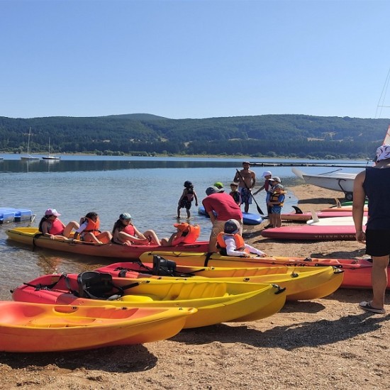 Падъл борд на язовир Искър за едно по-различно преживяване от Makaroon