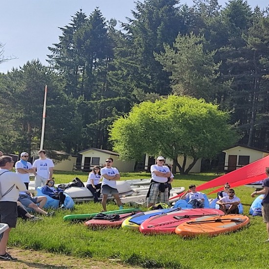 Падъл борд на язовир Искър за едно по-различно преживяване от Makaroon