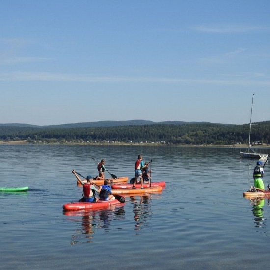 Падъл борд на язовир Искър за едно по-различно преживяване от Makaroon