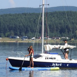 Падъл борд на язовир Искър за едно по-различно преживяване