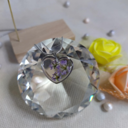 Работилница за изработка на бижута от епоксидна смола за един човек в Банкя Работилница за изработка на бижута от епоксидна смола за един човек в Банкя