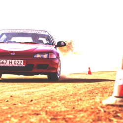 Курс: Майсторско шофиране или Безопасно шофиране