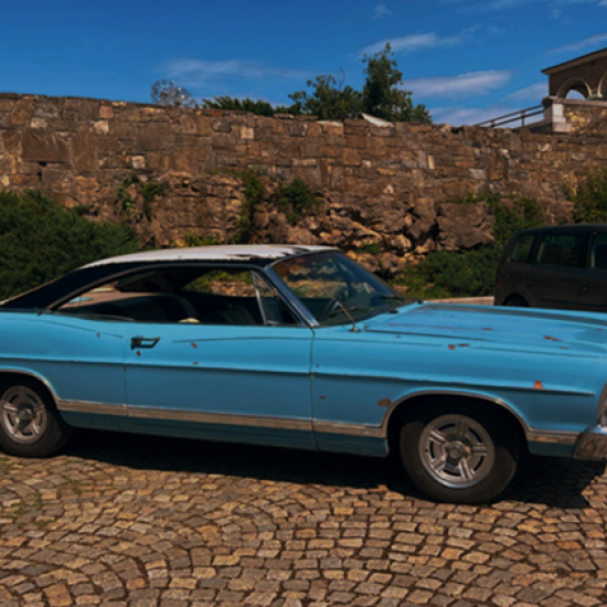 Разходка с ретро автомобил и пикник във Велико Търново от Makaroon