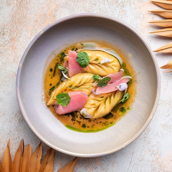 Вижте Италия през български поглед с 6-степенно меню за двама в ресторант Уника от Makaroon Вижте Италия през български поглед с 6-степенно меню за двама в ресторант Уника от Makaroon