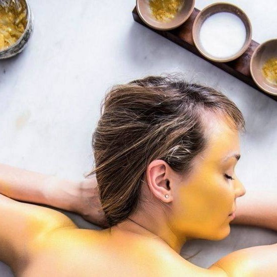 Насладете се на VIP спа пакет за двама + бутилка вино от Makaroon Насладете се на VIP спа пакет за двама + бутилка вино от Makaroon