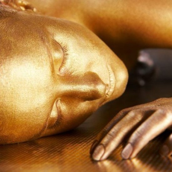 Насладете се на VIP спа пакет за двама + бутилка вино от Makaroon Насладете се на VIP спа пакет за двама + бутилка вино от Makaroon