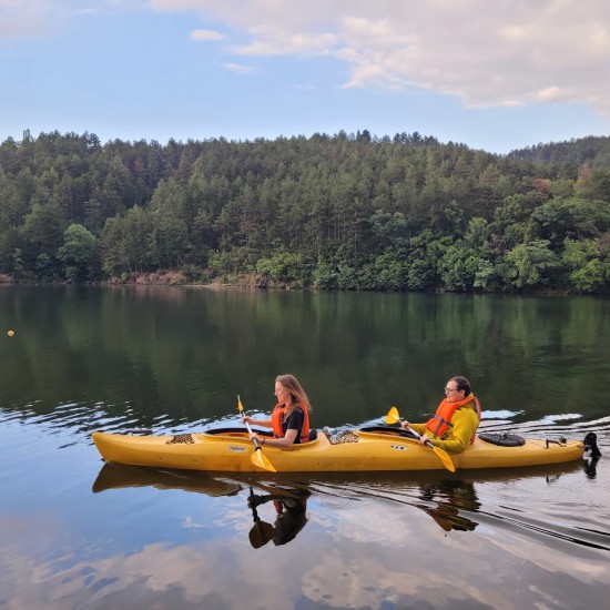 Покорете водите на езерото с Индивидуален урок по гребане + снимки на Панчаревското езеро от Makaroon Покорете водите на езерото с Индивидуален урок по гребане + снимки на Панчаревското езеро от Makaroon