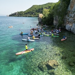 Водно приключение SUP на локация по избор Водно приключение SUP на локация по избор