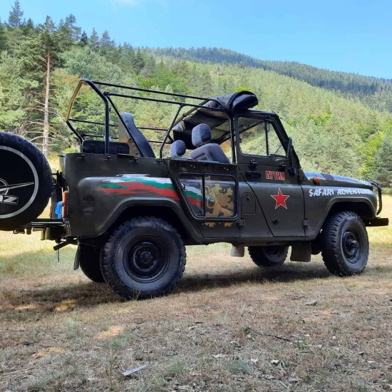 Джип Сафари Велинград за двама от Makaroon.bg