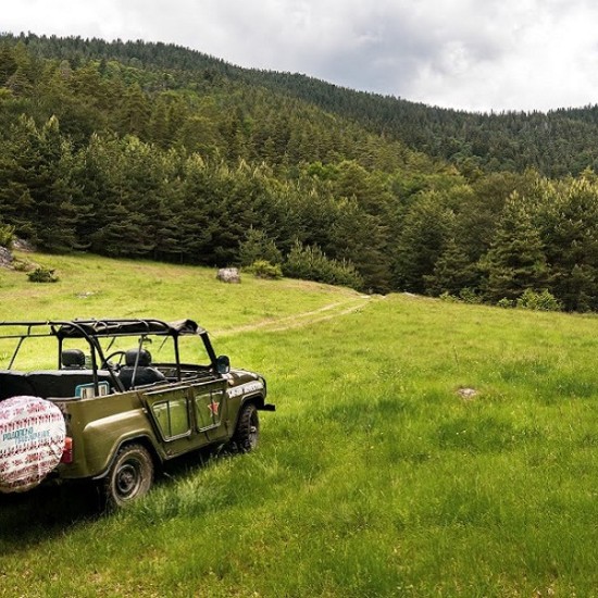Историческо сафари с джип за двама "По пътя на траките" от Makaroon.bg