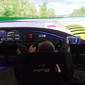 Усетете скоростта с шофиране в Рали симулатор в Бургас