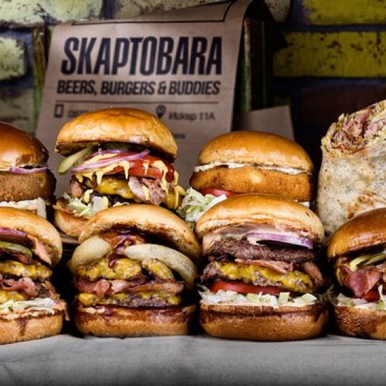 Бургери, бургери и пак бургери с "Меню за двама в Skapto" от Makaroon