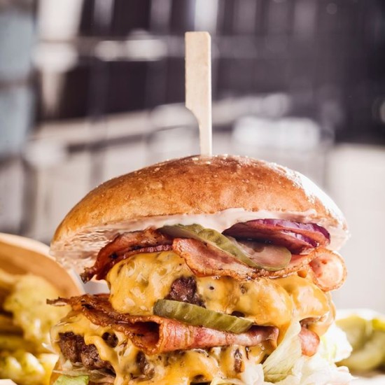 Поглезете се с една вкусна семейна вечеря със „Skapto Family Pack” от Makaroon Поглезете се с една вкусна семейна вечеря със „Skapto Family Pack” от Makaroon