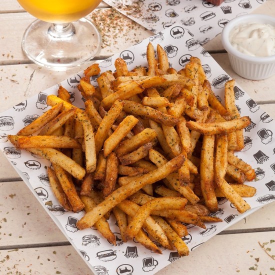 Бургери, бургери и пак бургери с "Меню за двама в Skapto" от Makaroon