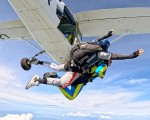 Сбъднете най-смелите си мечти с Тандемен скок с парашут от 3000 м на летище Ихтиман от Makaroon