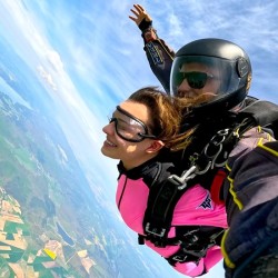 Екстремен тандемен скок с парашут от 4000 метра на летище Ихтиман