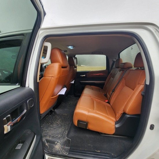 Full-day jeep tour in the Rhodopes for up to 4 people from Makaroon