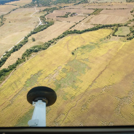 Нови хоризонти: Пробен полет с частен самолет над яз. Студена и яз. Пчелина от Makaroon Нови хоризонти: Пробен полет с частен самолет над яз. Студена и яз. Пчелина от Makaroon
