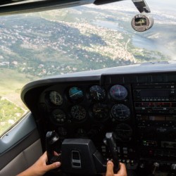 Нови хоризонти: Разходка с частен самолет над яз. Студена и яз. Пчелина