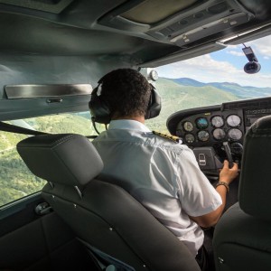 Нови хоризонти: Разходка с частен самолет над яз. Студена и яз. Пчелина Нови хоризонти: Разходка с частен самолет над яз. Студена и яз. Пчелина