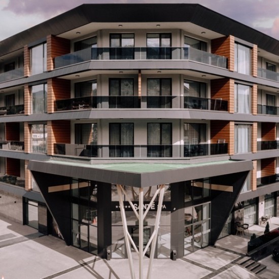 Луксозно бягство сред природата с Две нощувки със закуски и вечери за двама в Spa Hotel Santè, Велинград от Makaroon