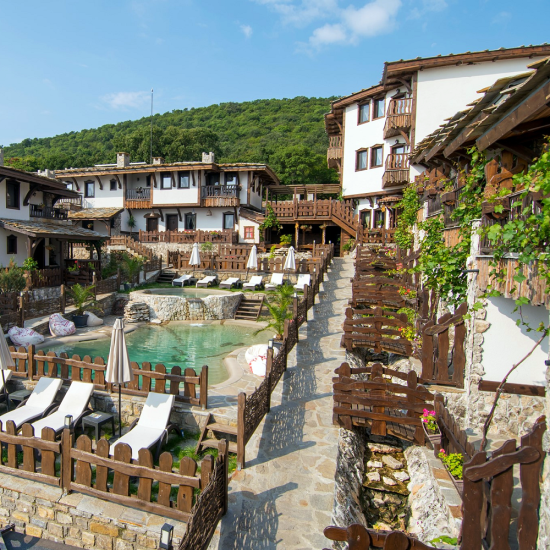 Нощувка със закуска за двама в Комплекс „Старите къщи“ - Медово от Makaroon