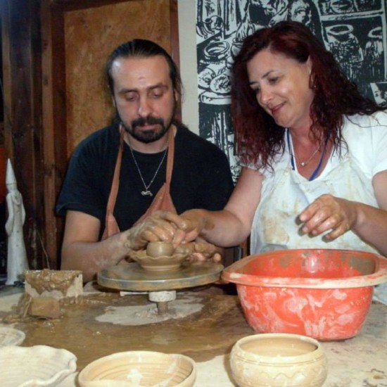 Приключенски пакет за двама– джип сафари, стрелба с въздушна пушка, грънчарство, винена дегустация в Медово от Makaroon