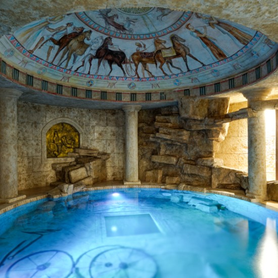 Нощувка за двама с включени закуска и вечеря в Тракийска резиденция "Старосел" от Makaroon Нощувка за двама с включени закуска и вечеря в Тракийска резиденция "Старосел" от Makaroon