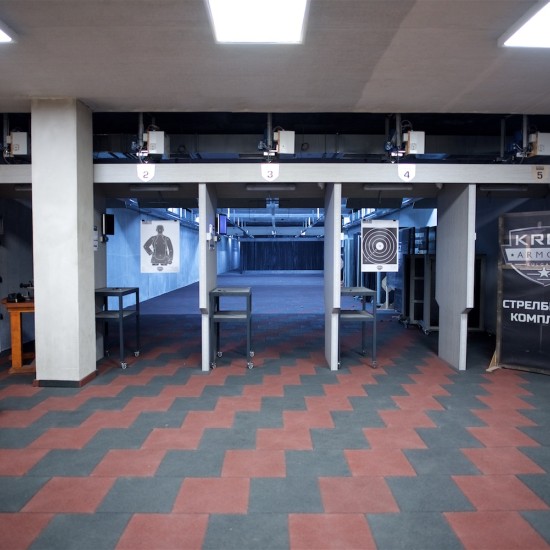 Видгнете адреналина със Стрелба с оръжие по избор за един човек в Пазарджик от Makaroon