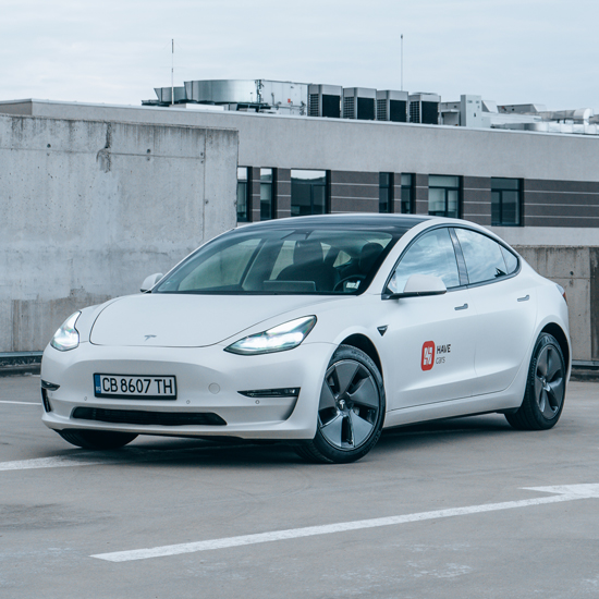 Own a Tesla for a day - the car of the future from Makaroon