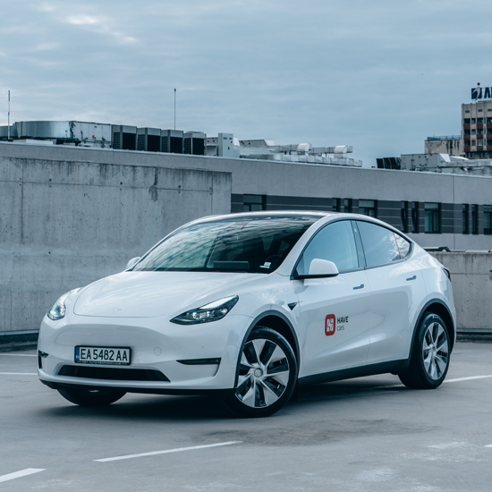 Own a Tesla for a day - the car of the future from Makaroon
