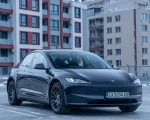 Шофиране на Tesla за един час от Макароон