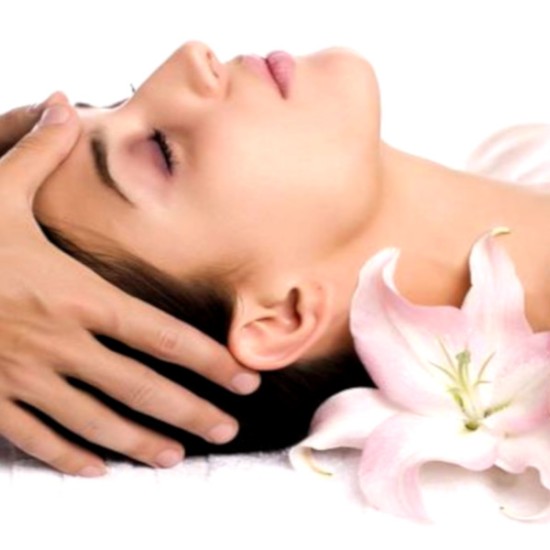 Отпуснете и възстановете тялото с Тай масаж за схванати рамене от Makaroon Отпуснете и възстановете тялото с Тай масаж за схванати рамене от Makaroon