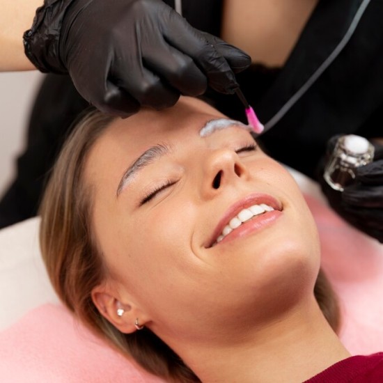 Натурална грижа с "Нежна терапия за бременни и кърмещи (30 мин.)" от Makaroon