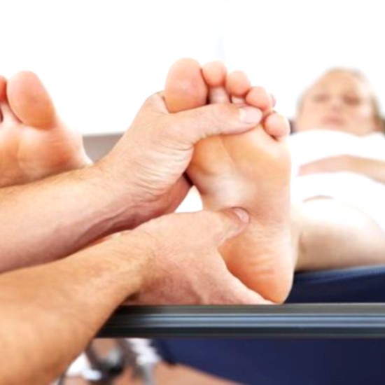 Отпуснете натрупаното напрежение с Масаж за бременни или след раждане от Makaroon Отпуснете натрупаното напрежение с Масаж за бременни или след раждане от Makaroon