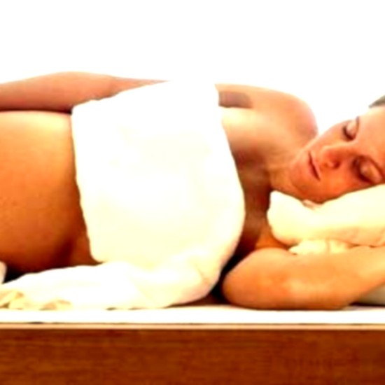 Отпуснете натрупаното напрежение с Масаж за бременни или след раждане от Makaroon Отпуснете натрупаното напрежение с Масаж за бременни или след раждане от Makaroon