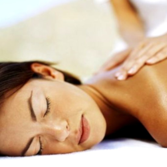 Погрижете се за кожата си с Ритуал за красота: Тропическо бягство от Makaroon