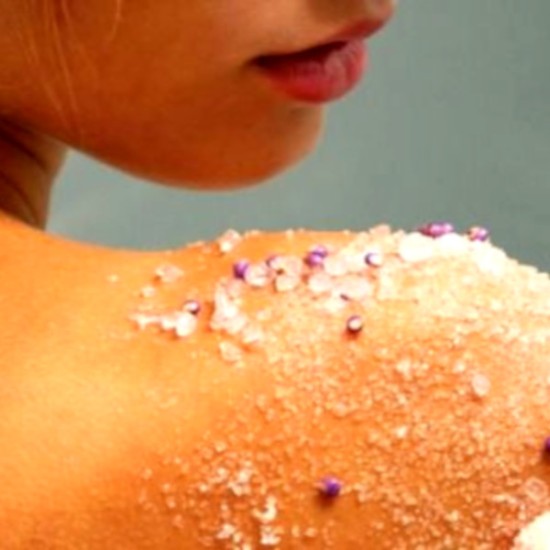 Погрижете се за кожата си с Ритуал за красота: Тропическо бягство от Makaroon