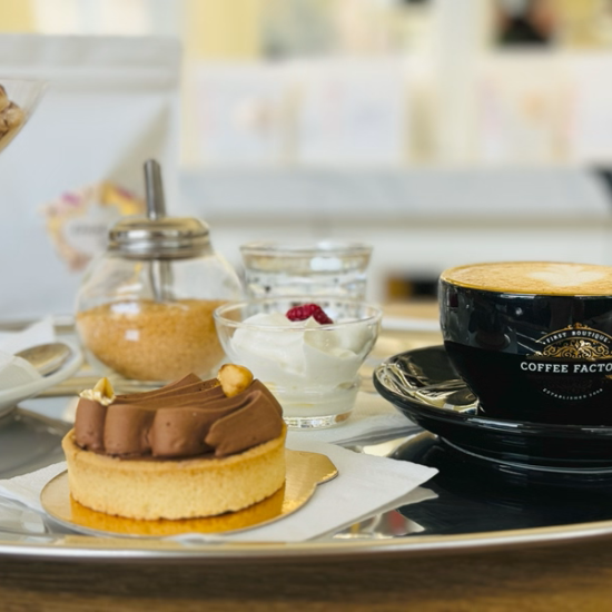 Дегустация на 6 вида гурме сладолед в The Ritz Specialty Coffee