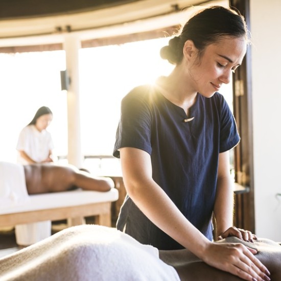 Share a relaxing spa experience with a Double Balinese Four-Hand Massage from Makaroon