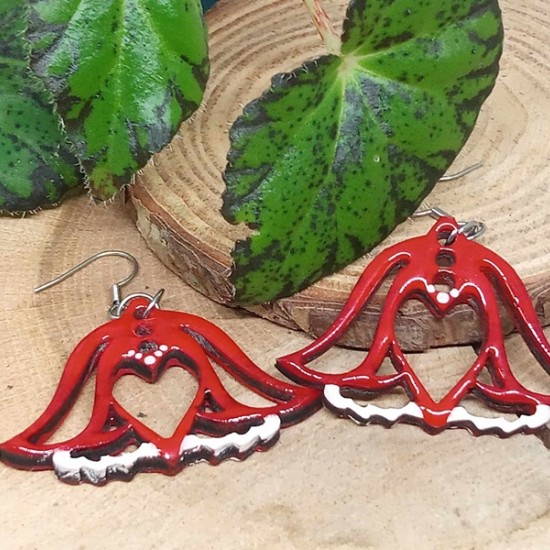 Впуснете се в едно креативно занимание с уъркшоп по Рисуване на бижута върху дървена основа от Makaroon Впуснете се в едно креативно занимание с уъркшоп по Рисуване на бижута върху дървена основа от Makaroon