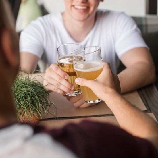 Автентична крафт бира с "Дегустация на 5 вида занаятчийски белгийски бири Brasserie" от Makaroon