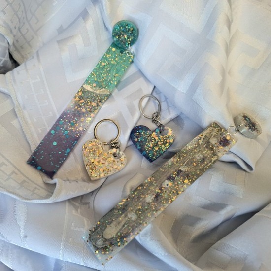 Развихрете творческия си потенциал и създайте свой собствен магичен комплект от епоксидна смола с Makaroon Развихрете творческия си потенциал и създайте свой собствен магичен комплект от епоксидна смола с Makaroon