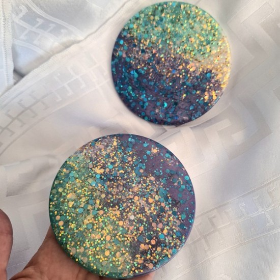 Развихрете творческия си потенциал и създайте свой собствен магичен комплект от епоксидна смола с Makaroon Развихрете творческия си потенциал и създайте свой собствен магичен комплект от епоксидна смола с Makaroon