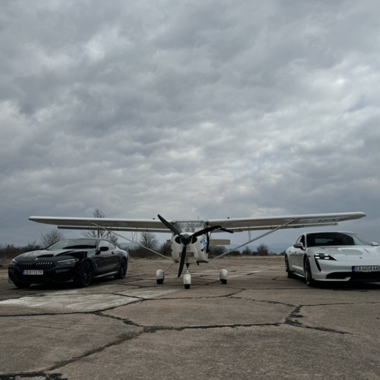 Издигнете се в небесата с „ВИП трансфер и урок по пилотиране“ от Makaroon