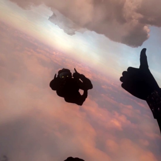 Впуснете се в едно незабравимо виртуално изживяване: VR ескейп стая от Makaroon Впуснете се в едно незабравимо виртуално изживяване: VR ескейп стая от Makaroon