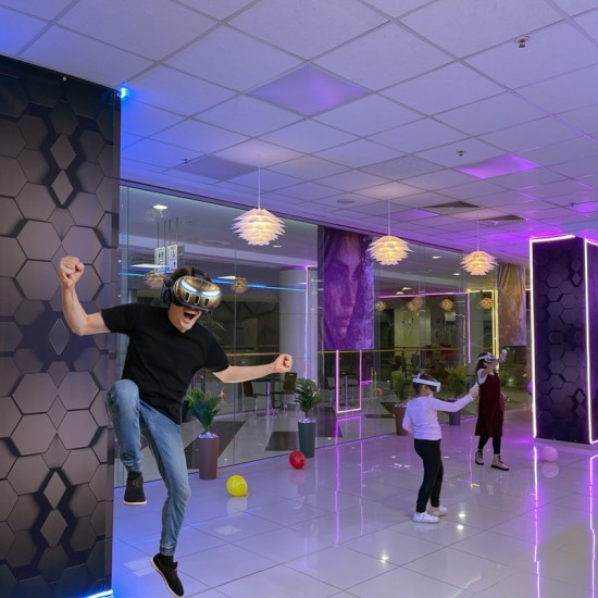 Experience for adventure lovers with VR Escape Rooms in Xplorify VR Park Varna from Makaroon