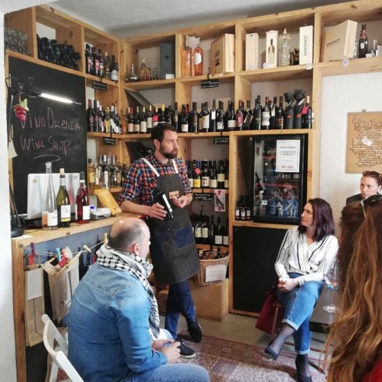 Дегустация за двама на български вина в София | Makaraoon.bg