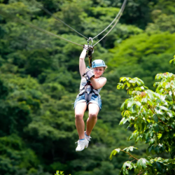 Три спускания по въжен тролей в района на Банско